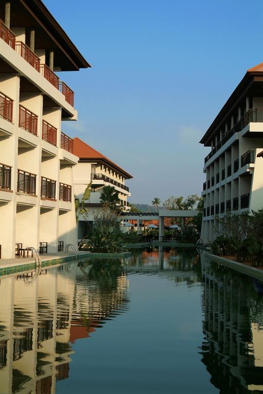 D Varee Mai Khao Beach エクステリア 写真
